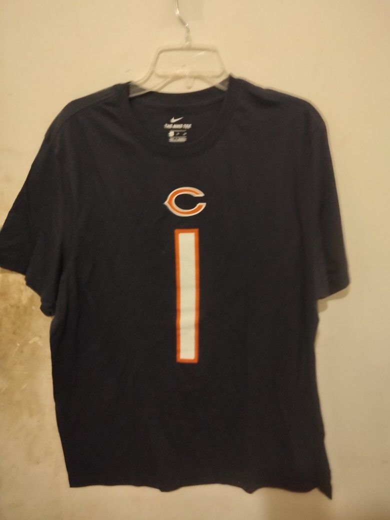 Chicago Bears Justin Fields XL Nike Tshirt