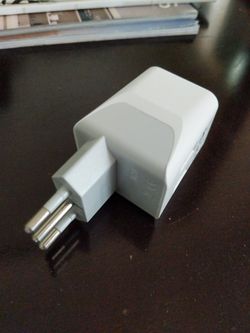 Type L plug and USB travel adapter