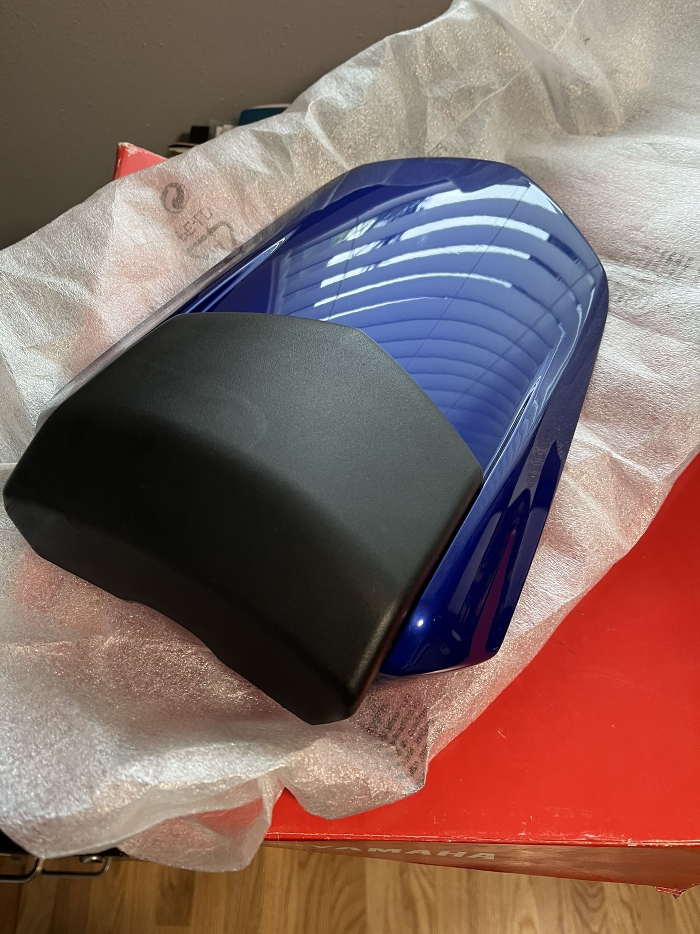 2004 Yamaha R1 Rear Seat Cowl