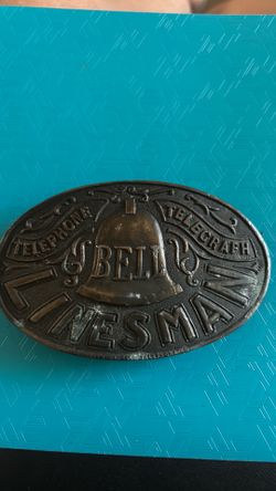 Bell belt buckle
