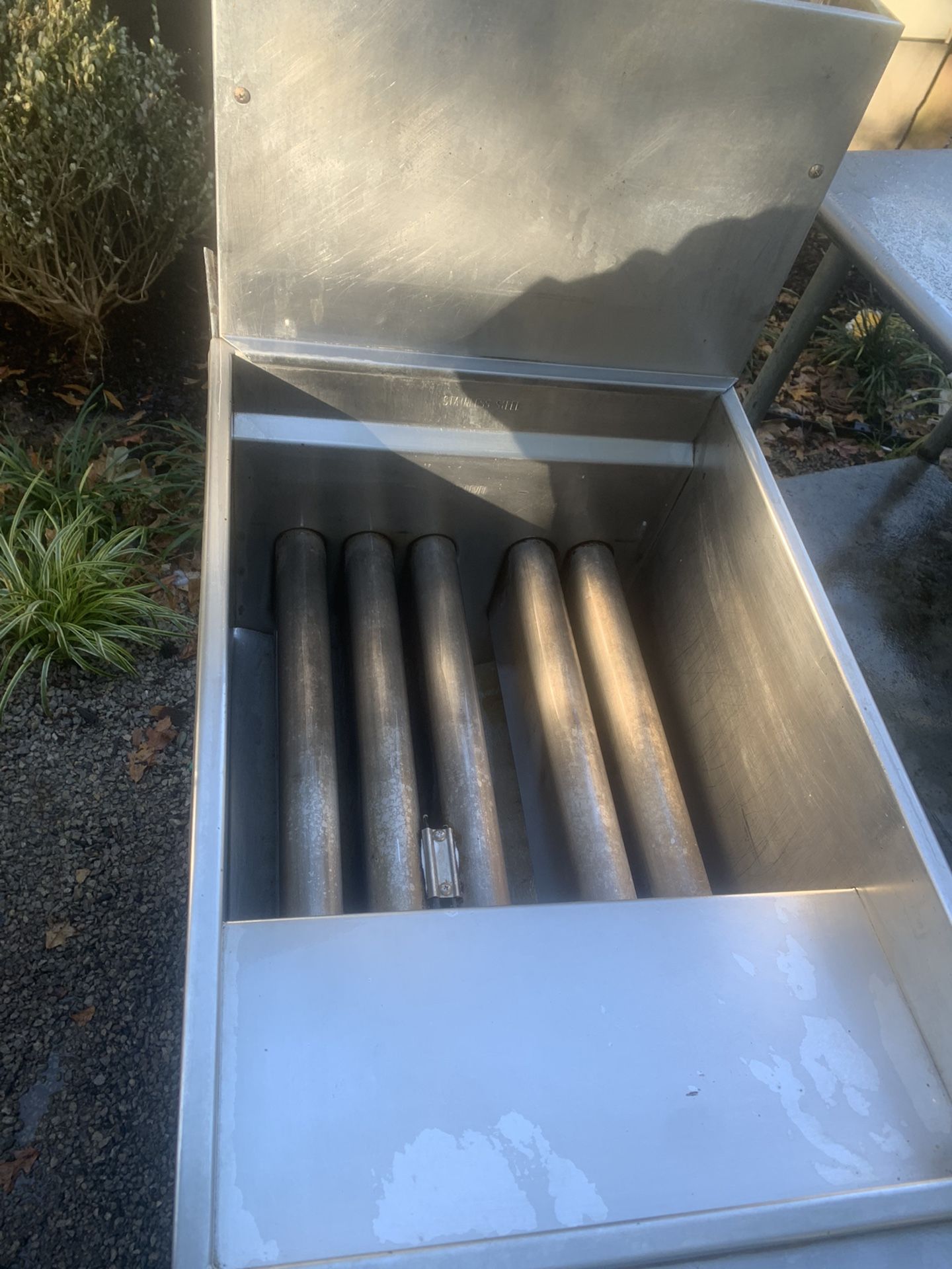 4 Commercial Deep Fryers And 2 Stainless Steel Tables