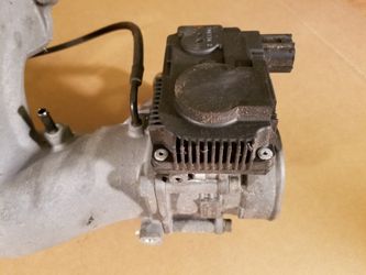 2003 Nissan Sentra SER JDM Throtle Body with Intake Planium