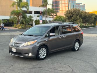 2011 Toyota Sienna Limited AWD