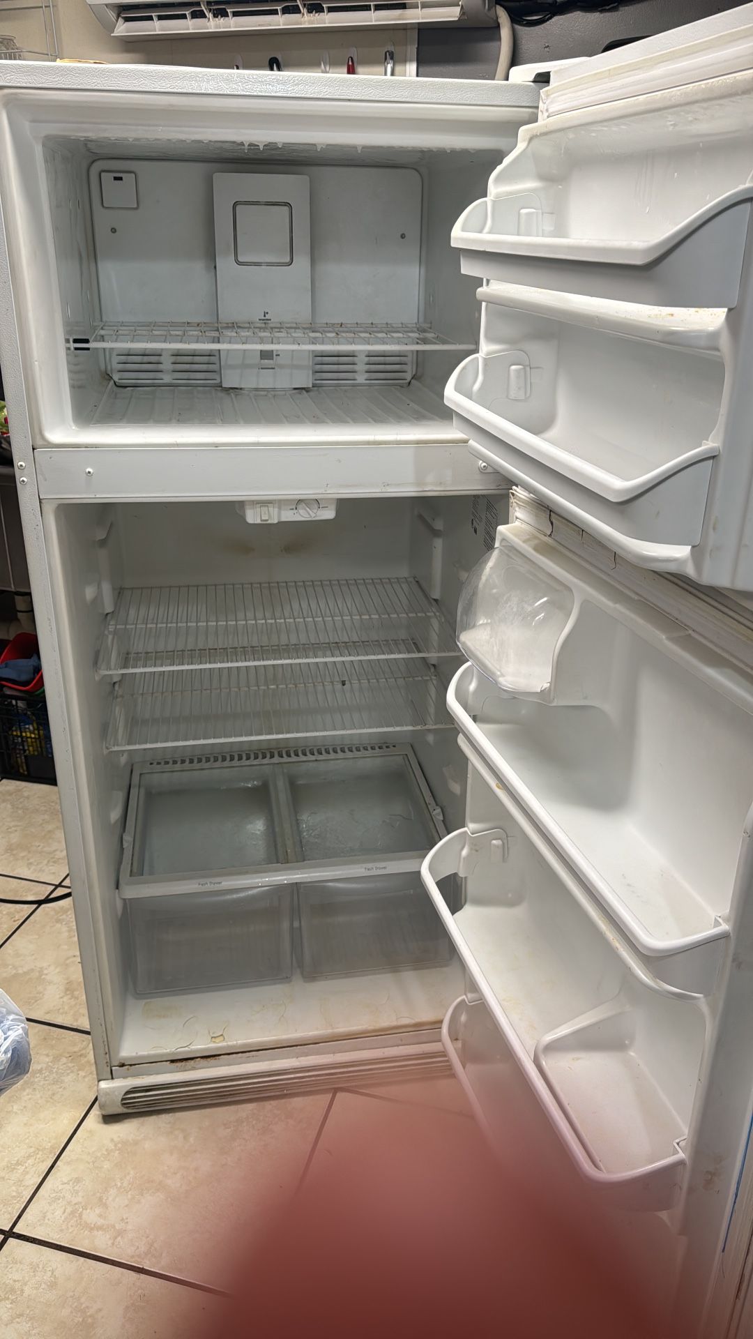 Refrigerator