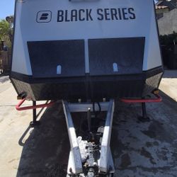 2020 HQ12 TRAVEL TRAILER