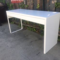 IKEA Micke White Desk