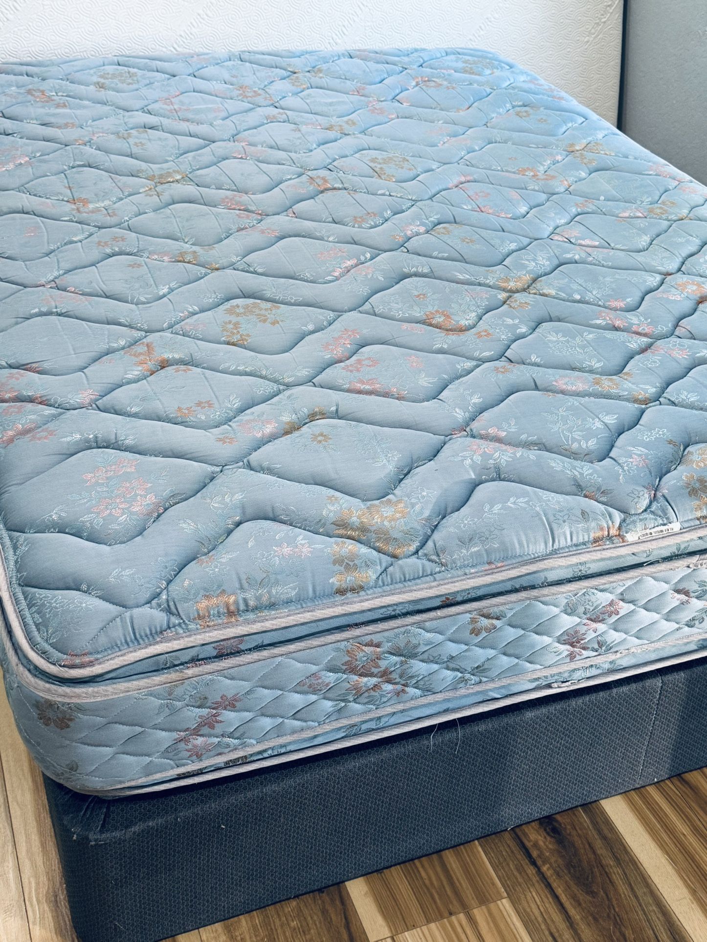 Queen Size Double Bed Mattress And Box Spring USED QUEEN SIZE