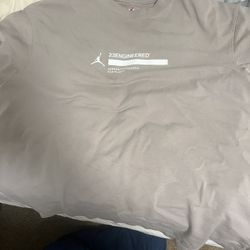 Jordan T-shirt Medium