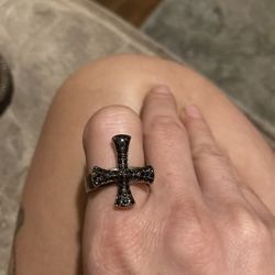 Cross Ring 