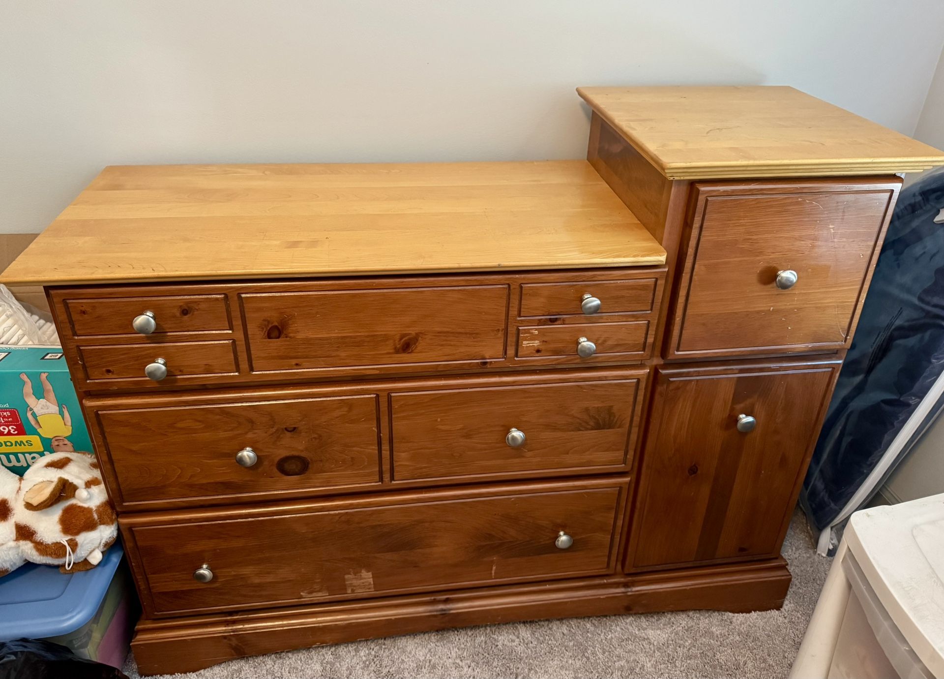 Solid Oak Dresser - vintage/antique