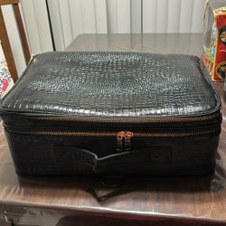 Large Capacity Cosmetic Bag Hot-selling Professional Women Travel Makeup Case