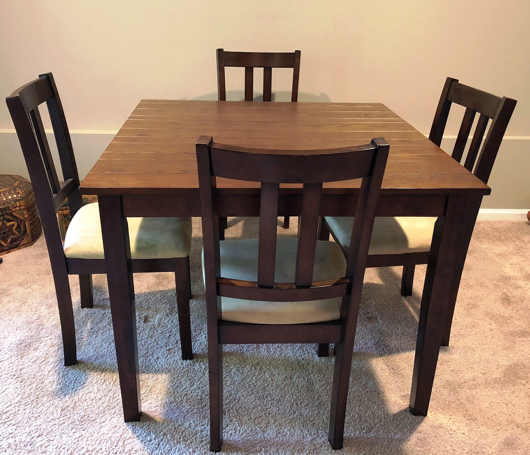 5 piece Dining set. Table and chairs.