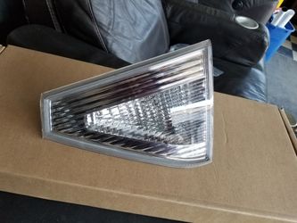 Subaru wrx rt side tailgate light 2011 2012 2013 2014