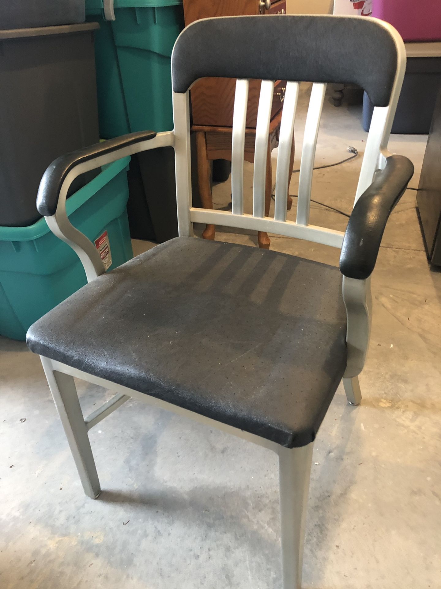 Goodform mid century arm chair, general fireproofing 50s , aluminum.