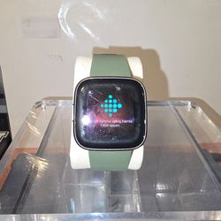 Fitbit Versa 2 with Charger WORKS As Is Condition