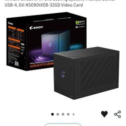 AORUS RTX 5090 AI Box