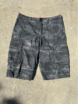 UnionBay Grey and Black Como Cargo Shorts Size 32