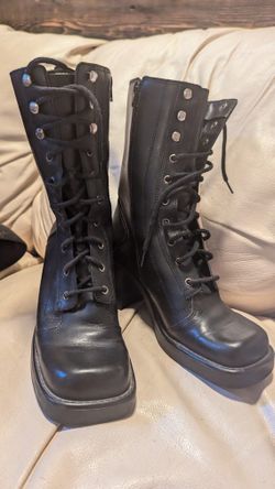 MIA Chunky Heeled 11M Lace Up Boots