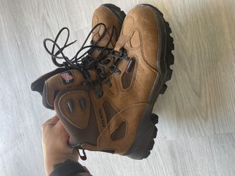 Red wing steel toe boots 