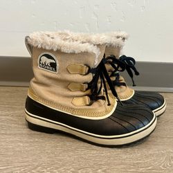 Women's Sorel Tivoli Boots - Size 8 - Great Condition!
