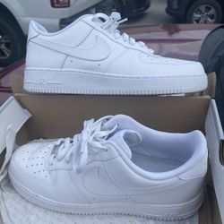 Clean Air Force Ones Size 13