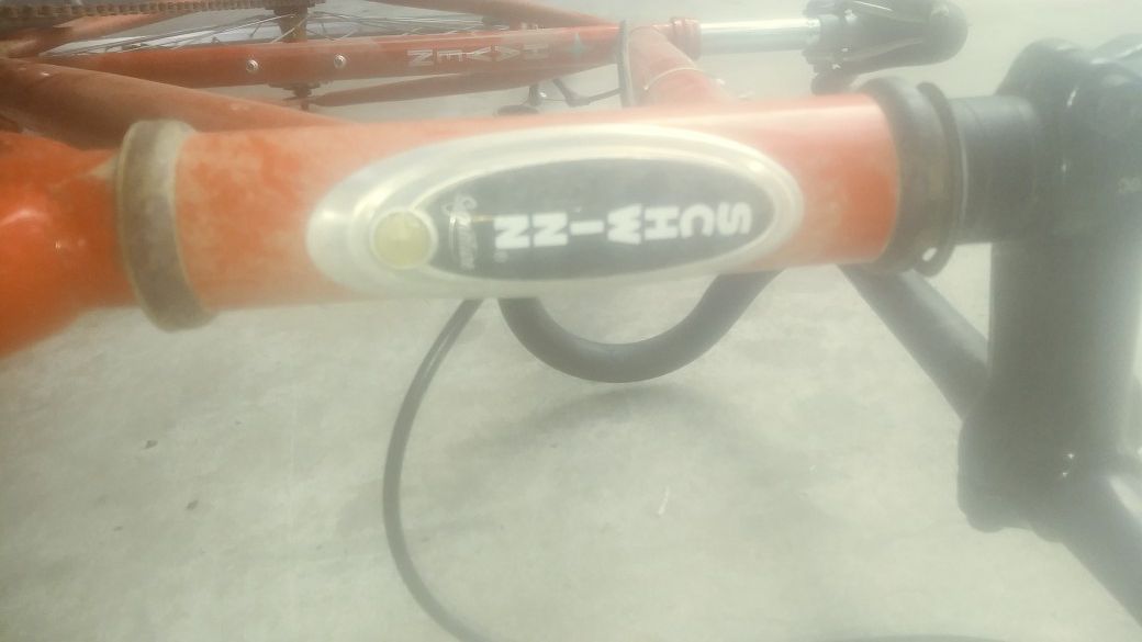Schwinn racing bike