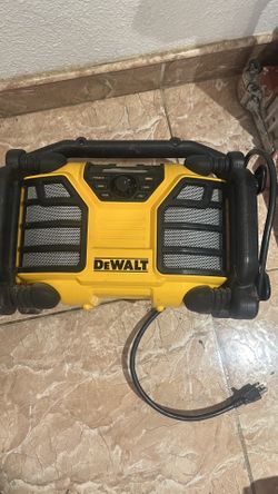 DeWalt Charger Radio