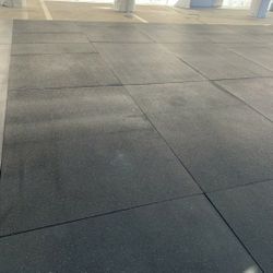 NEW Gym Mats 4ft X 6ft Rubber Flooring HEAVY DUTY Horse Stall Mats For Home Gym Exercise Pads Fitness Tiles 