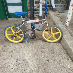 Vintage FLYING O TRACK CERTIFIED BMX