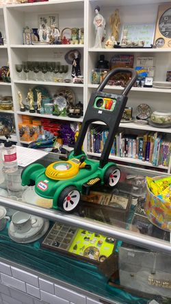 Little Tikes Children’s Play Lawnmower