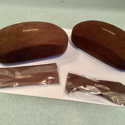 NEW Tom Ford Brown Velvet Unisex Eyeglasses / Sunglasses Hardshell Case + Cleaning Cloth