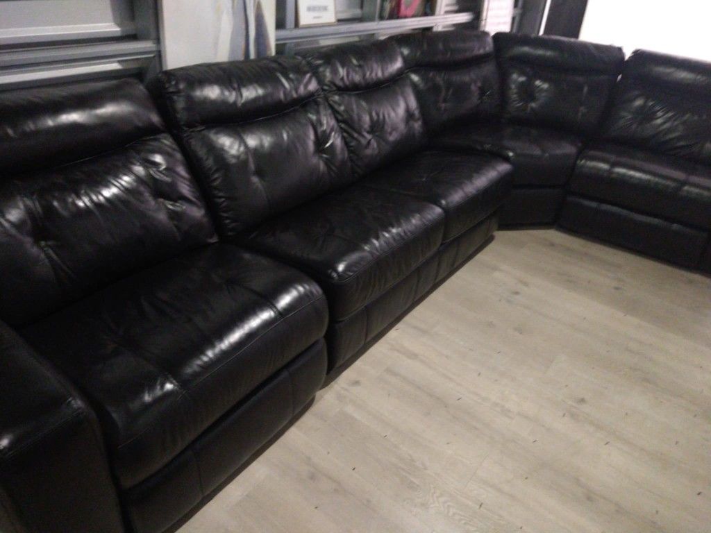 SECTIONAL GENUINE LEATHER RECLINER ELECTRIC BLACK COLOR.. DELIVERY SERVICE Tπ₯β
π