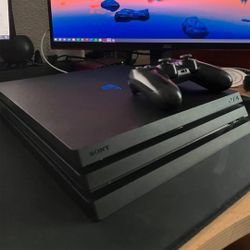 PS4 Pro (READ Description)
