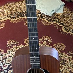 Martin Roadmaster Guitar 