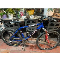 Trek SLR 8000 mountain bike