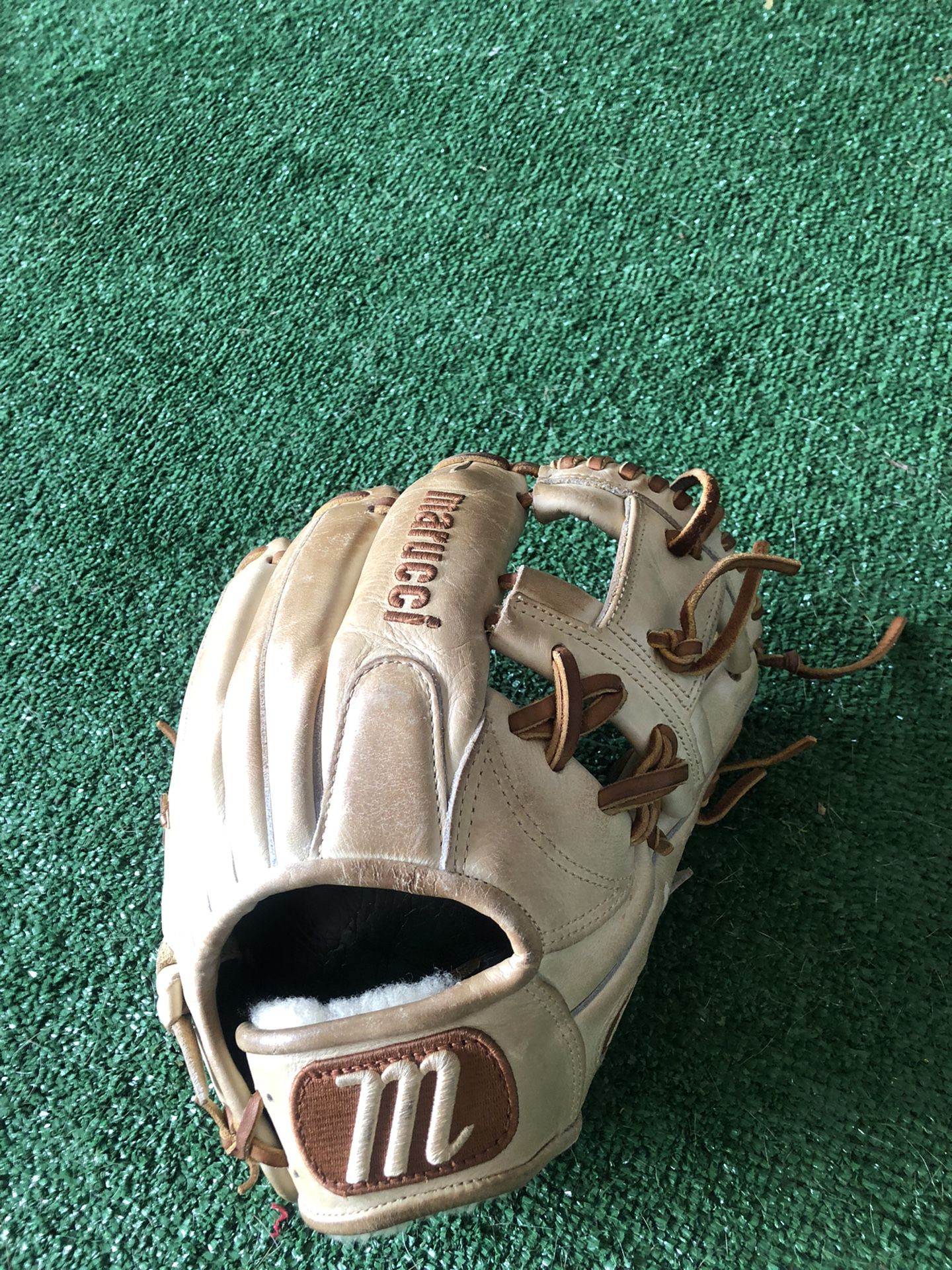 Marucci Baseball Glove 11 1/4”