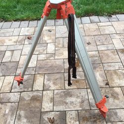 Tripod 