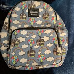Loungefly Disney Up Movie. (read Before Messaging!!)