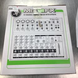 Mackie Mixer