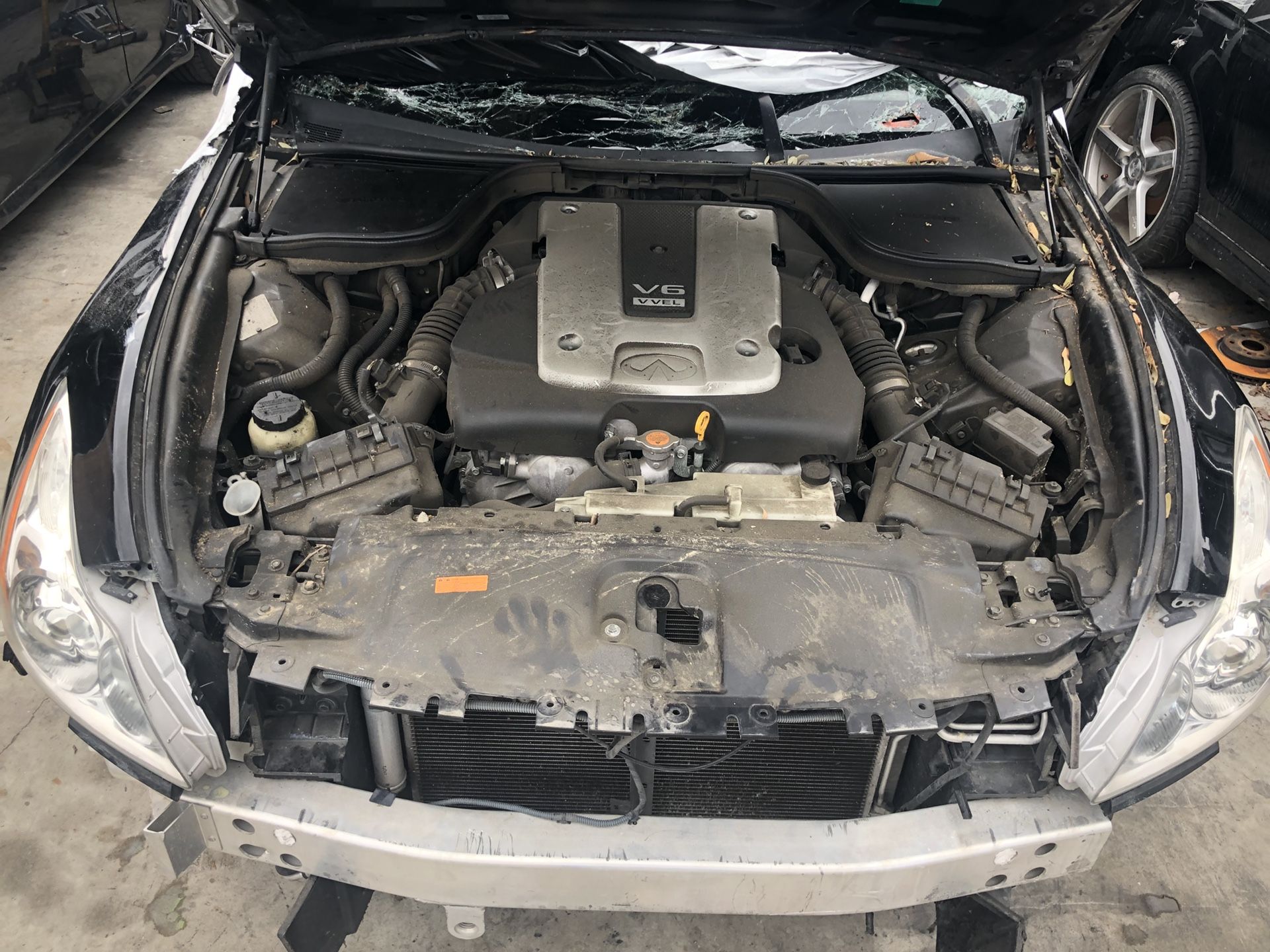 Parting out Infiniti G37 coupe manual