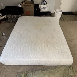 FREE BOXABLE QUEEN MATTRESS