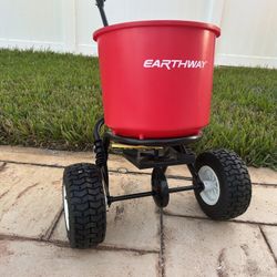 Earthway Spreader 2600A-plus 40 lb