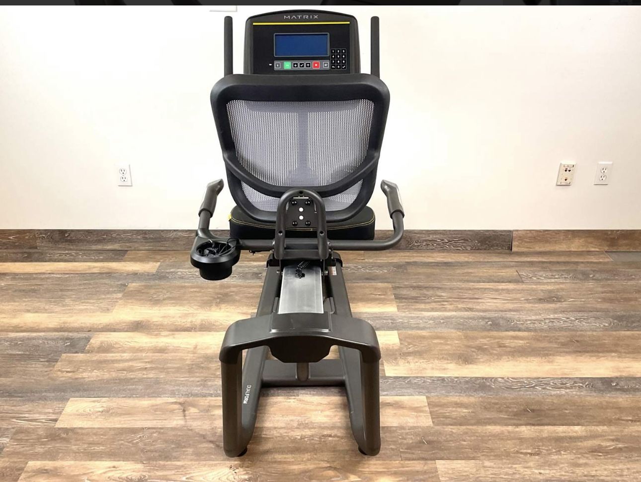 Model R30 Recumbent Bicycle with Comfortarc seat