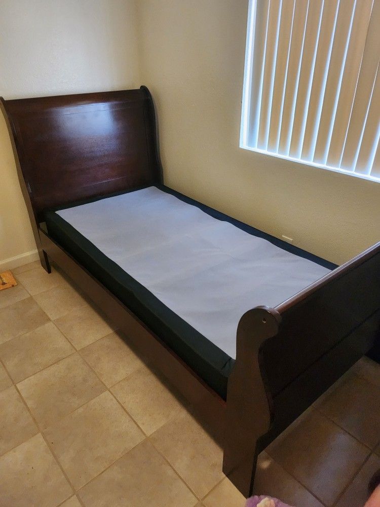 Twin Bed Frame And Box Spring