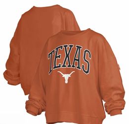 Texas Longhorns Pressbox Women's Oversized Janise Arch Over Logo Fleece Sweatshirt - Texas Orange