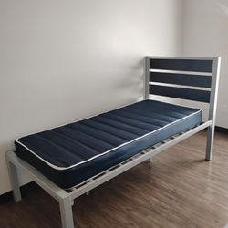 Twin Size frame w/Headboard and Bed bug resistant mattress 