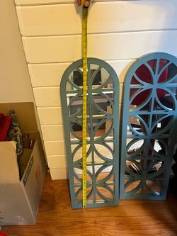 Arched Wall Mirror with Geometric Wood Frame