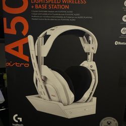 Logitech Astro A50 LIGHTSPEED Wireless Gaming Headset + Base Station with PLAYSYNC AUDIO