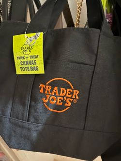 TRADER JOES TOTE BAF
