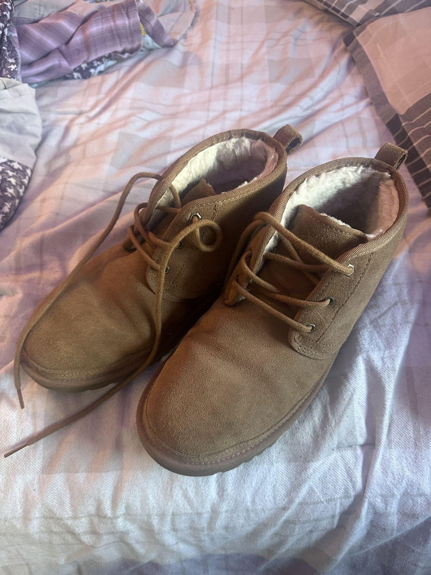 Men’s Uggs size 11 men’s 